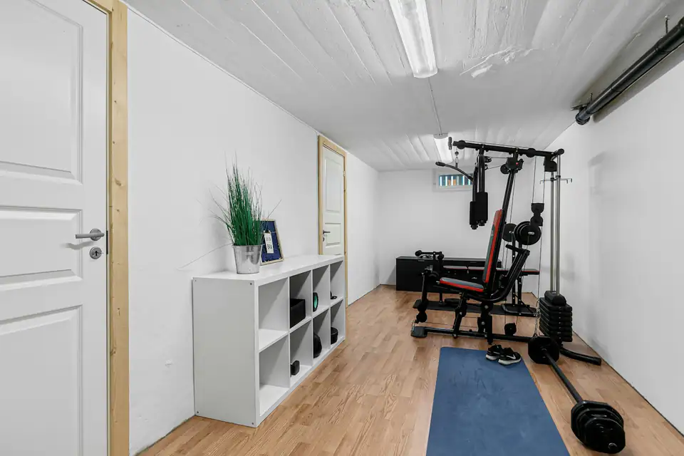 Compact home gym with equipment, a garden gym idea for Whitley Bay homes
